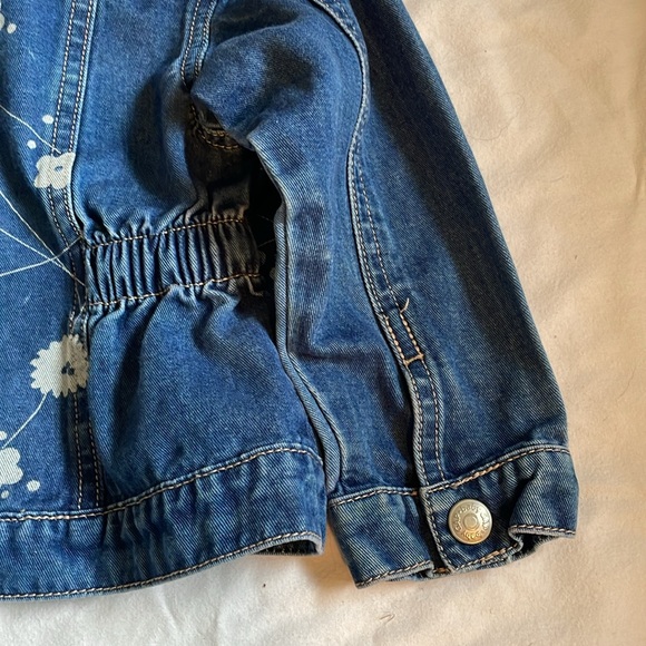 GAP Denim Jacket with Floral Design - Picture 7 of 7